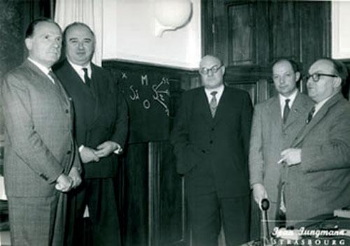 Four of the founding members of IAMCR gathered in Strasbourg for the first session of the International Centre for Higher Education in Journalism in October 1957, on the eve of the IAMCR Constituent Conference in Paris. From left to right: Francesco Fattorello, Fernand Terrou, Yevgeny Khoudiakoff, Jacques Léauté, and Mieczyslaw Kafel.
